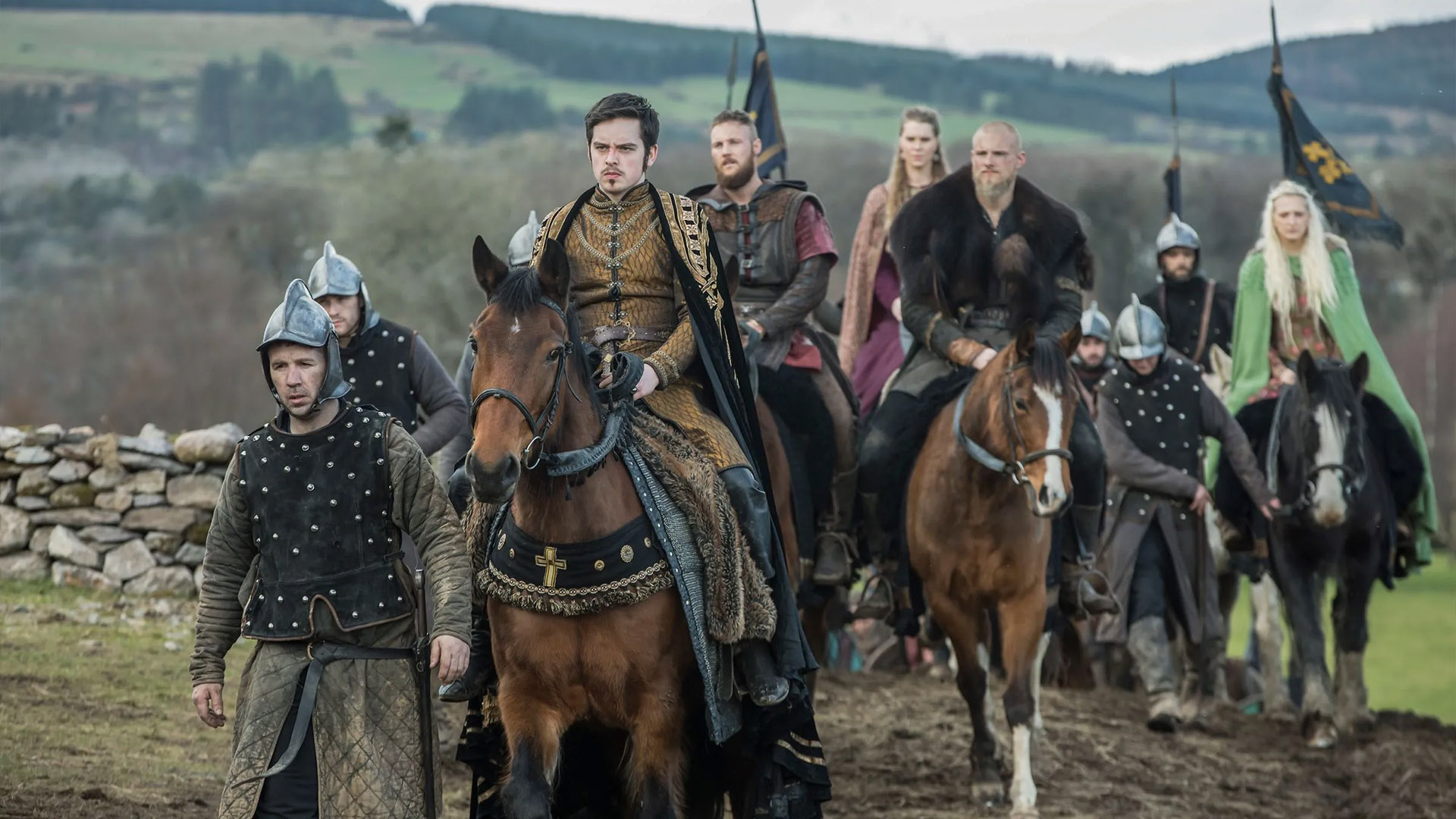 Vikings Valhalla - David Oakes & Laura Berlin on the fans & new adventures  in the Vikings saga 